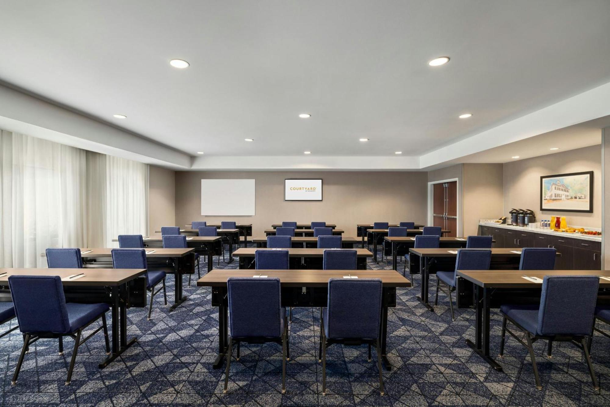 Courtyard Mt. Holly Westampton Hotel Ngoại thất bức ảnh