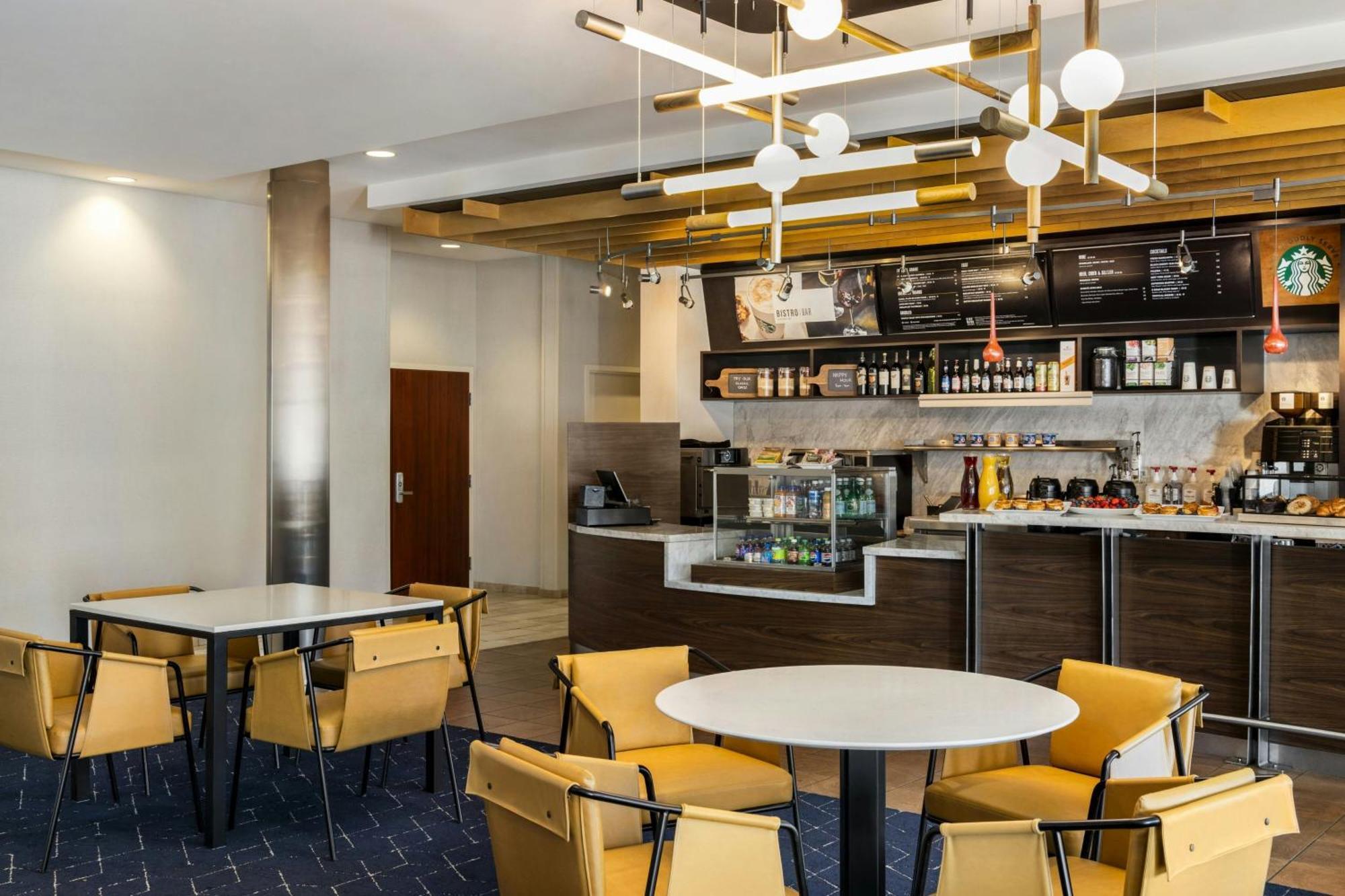 Courtyard Mt. Holly Westampton Hotel Ngoại thất bức ảnh