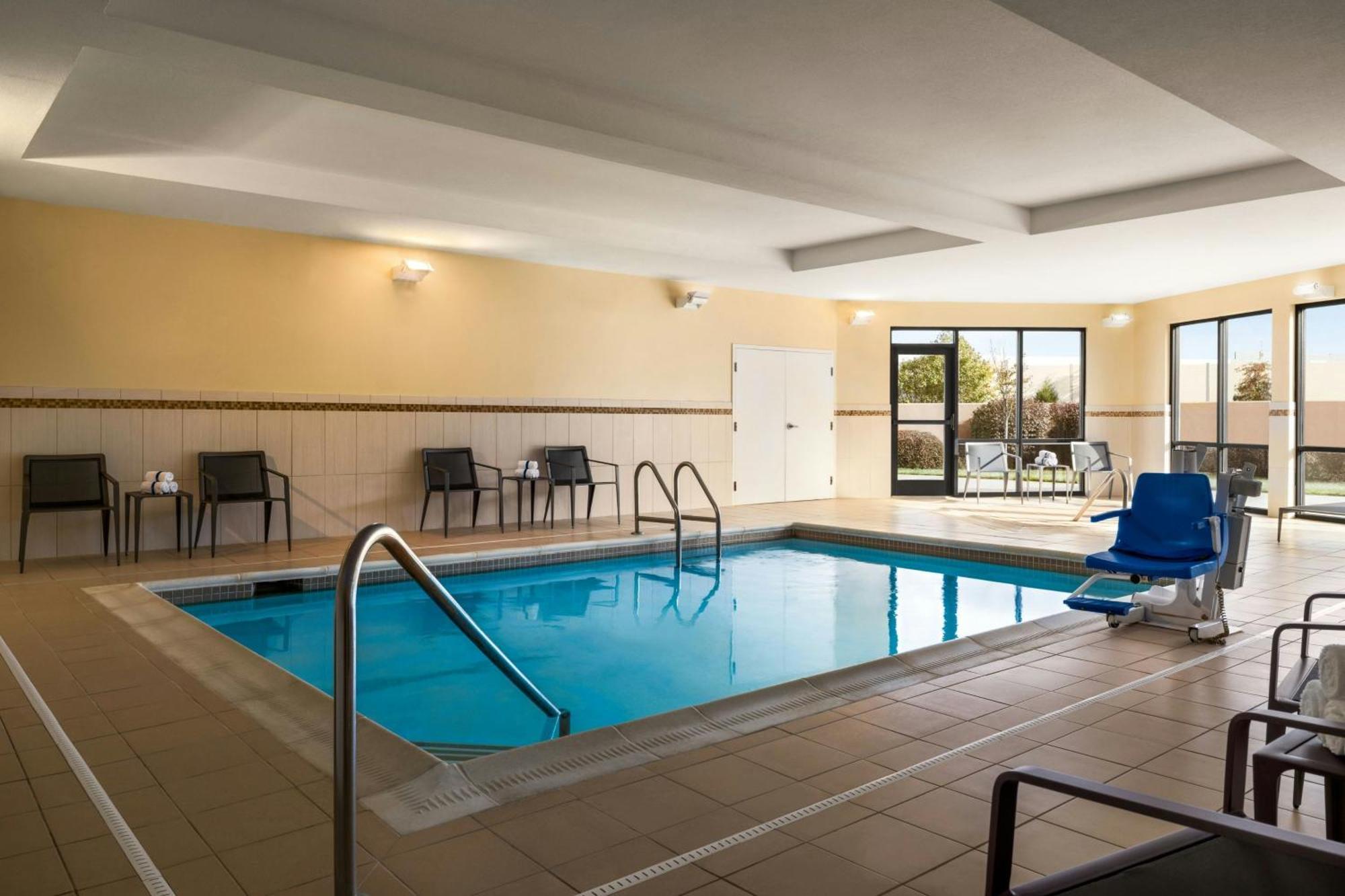 Courtyard Mt. Holly Westampton Hotel Ngoại thất bức ảnh